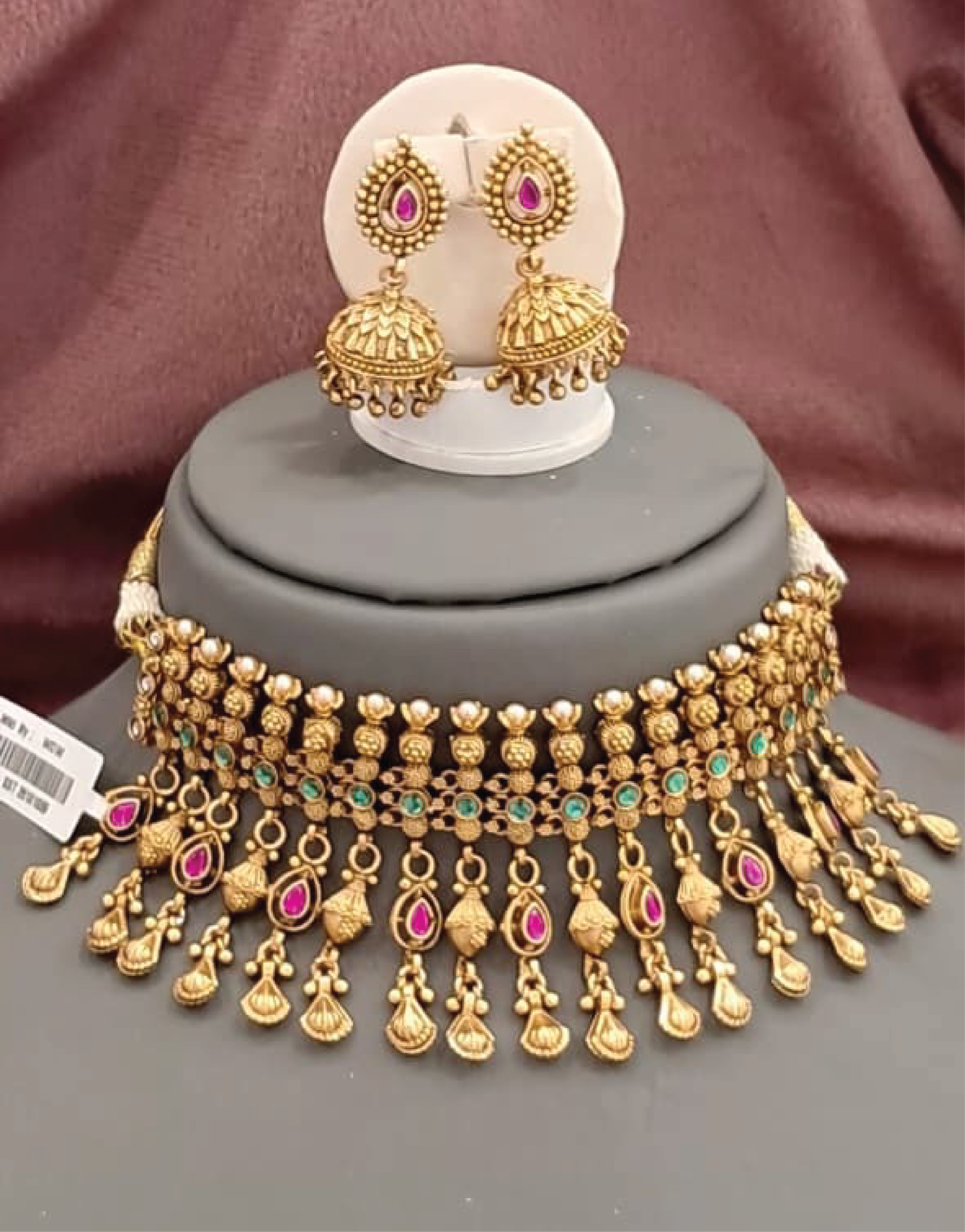 Heritage Short Necklace Set