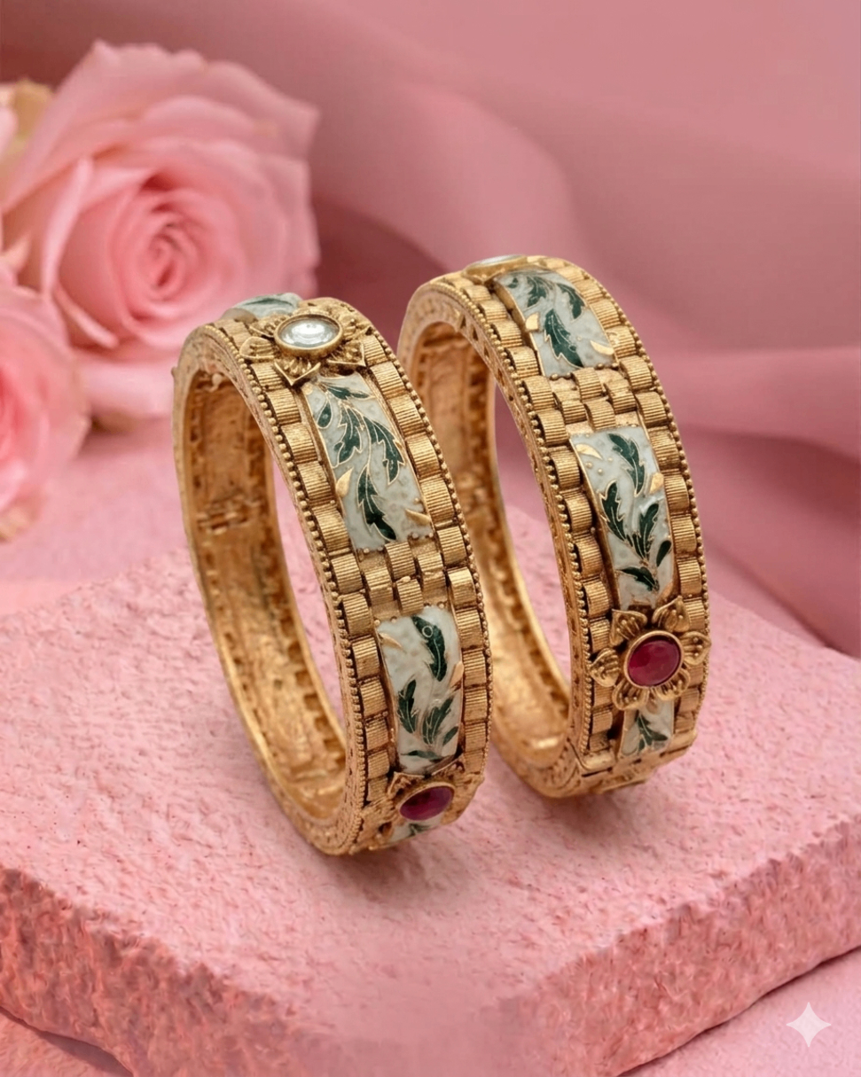 RajwadI enamel bangle