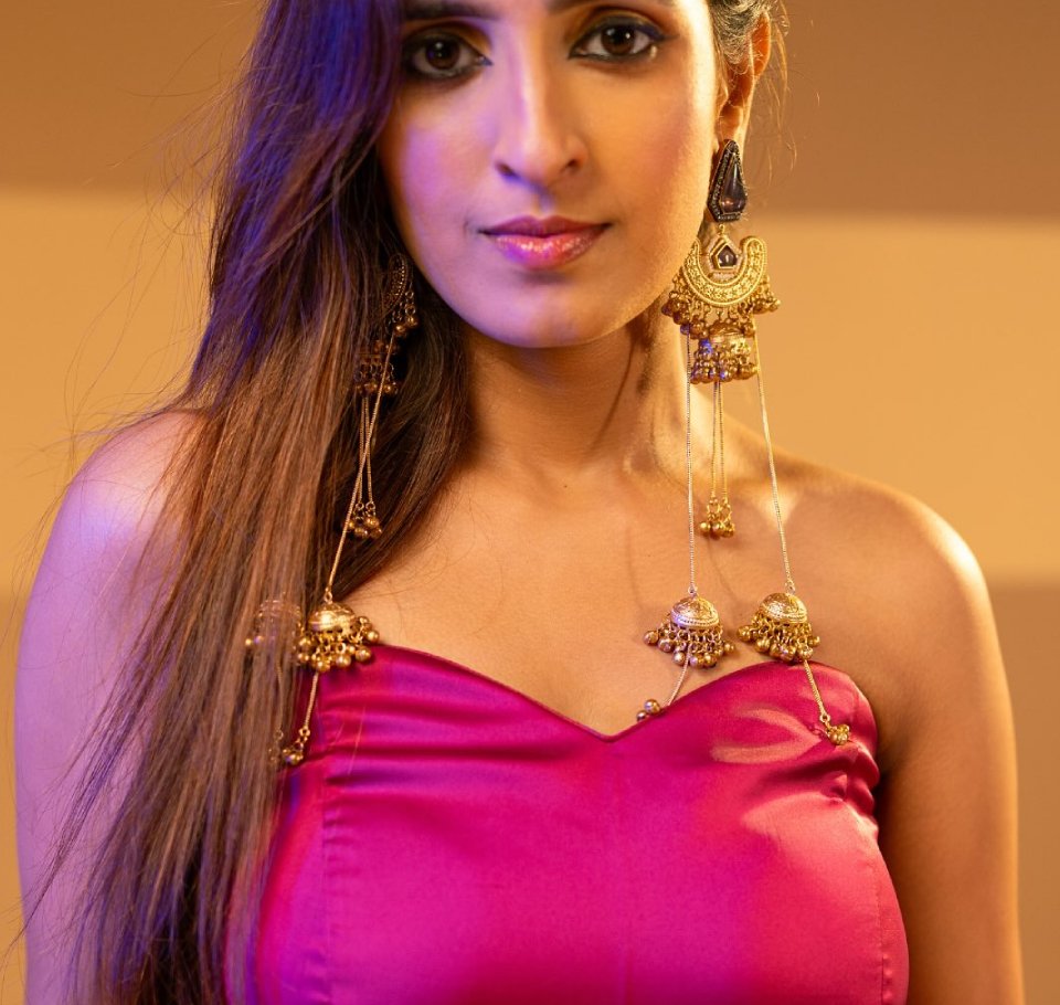 Antique Gold Jhumka Earrings for Women - WOW Fashion Jewelry